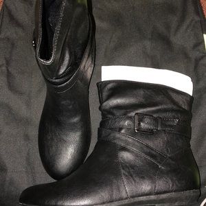 American Eagle Leather boots